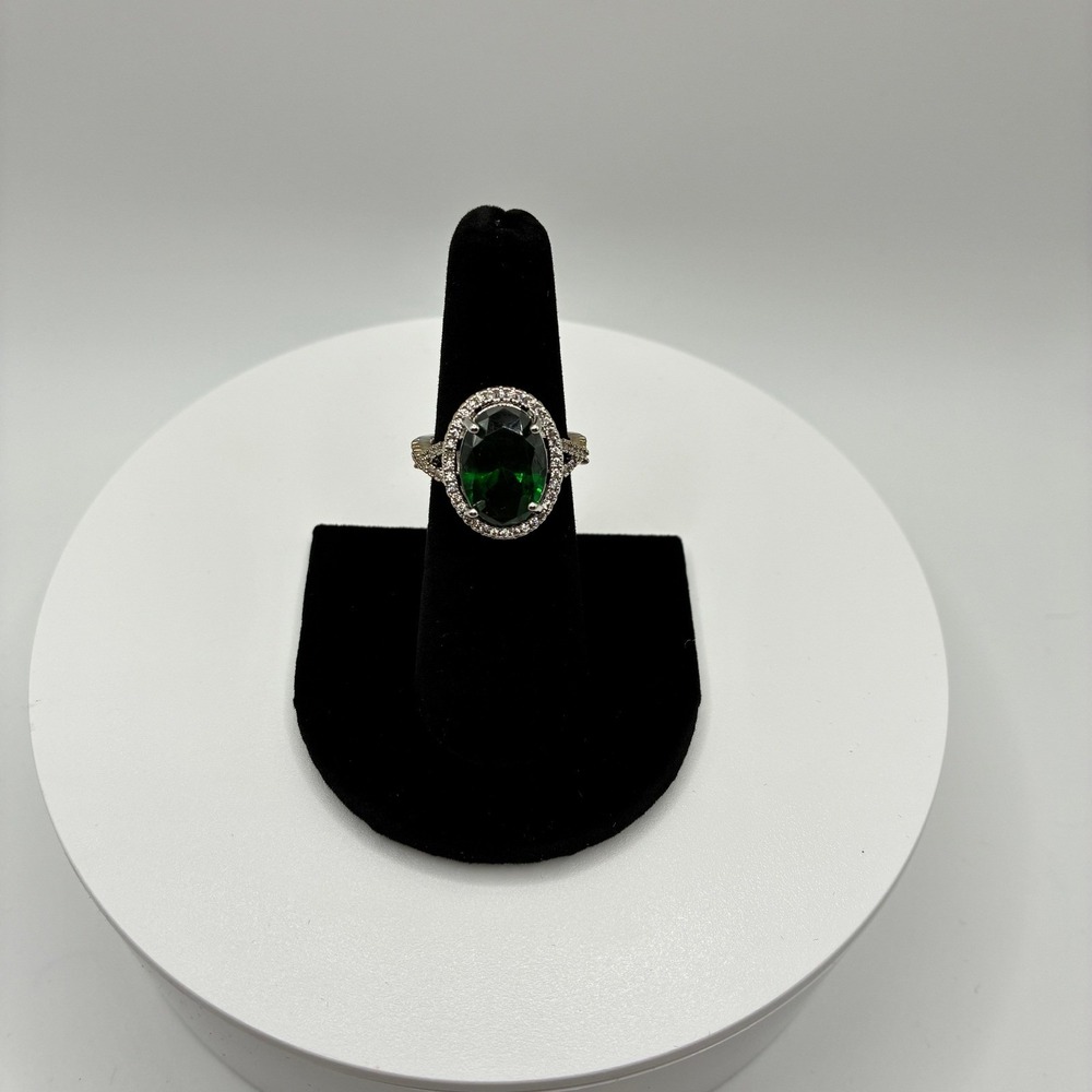 Women's Adjustable Ring 6.5 Green Oval Halo Adjustable Cocktail Bypass Band